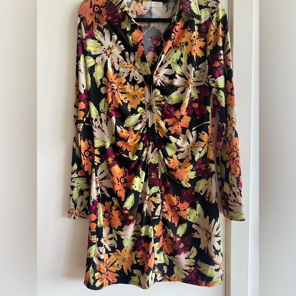 WAYF JENNIFER RUCHED LONG SLEEVE SHIRTDRESS - Picture 2 of 5